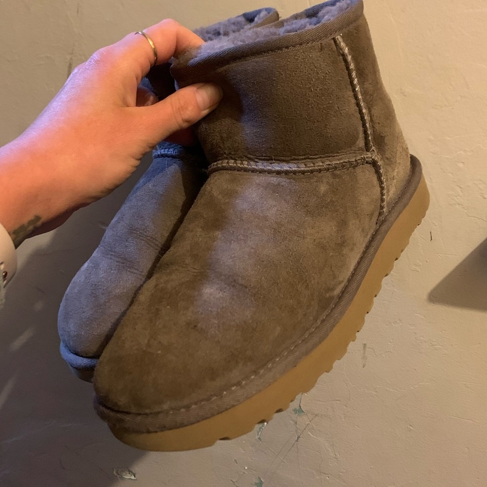 Ugg short boots. Size 6.